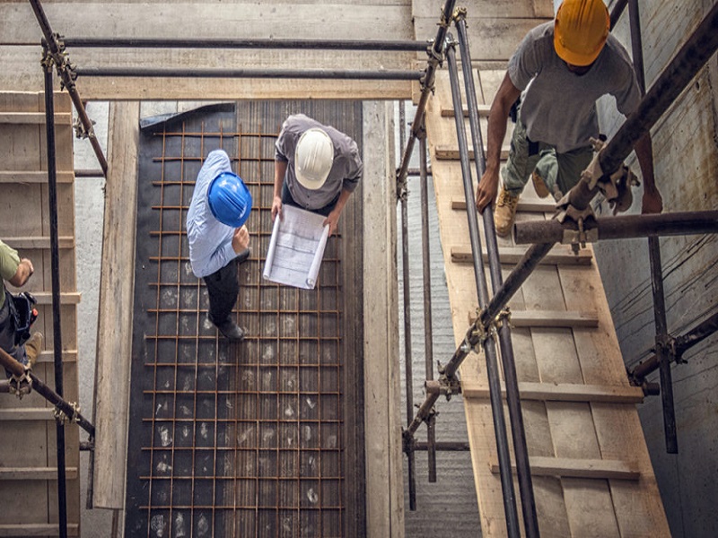 Theo sát tiến độ: Đảm bảo nhà thầu làm đúng yêu cầu thiết kế.Kiểm tra chất lượng: Đặc biệt chú ý đến hệ thống ánh sáng, độ bằng phẳng của sàn và cách bố trí bàn bida để đạt tiêu chuẩn.