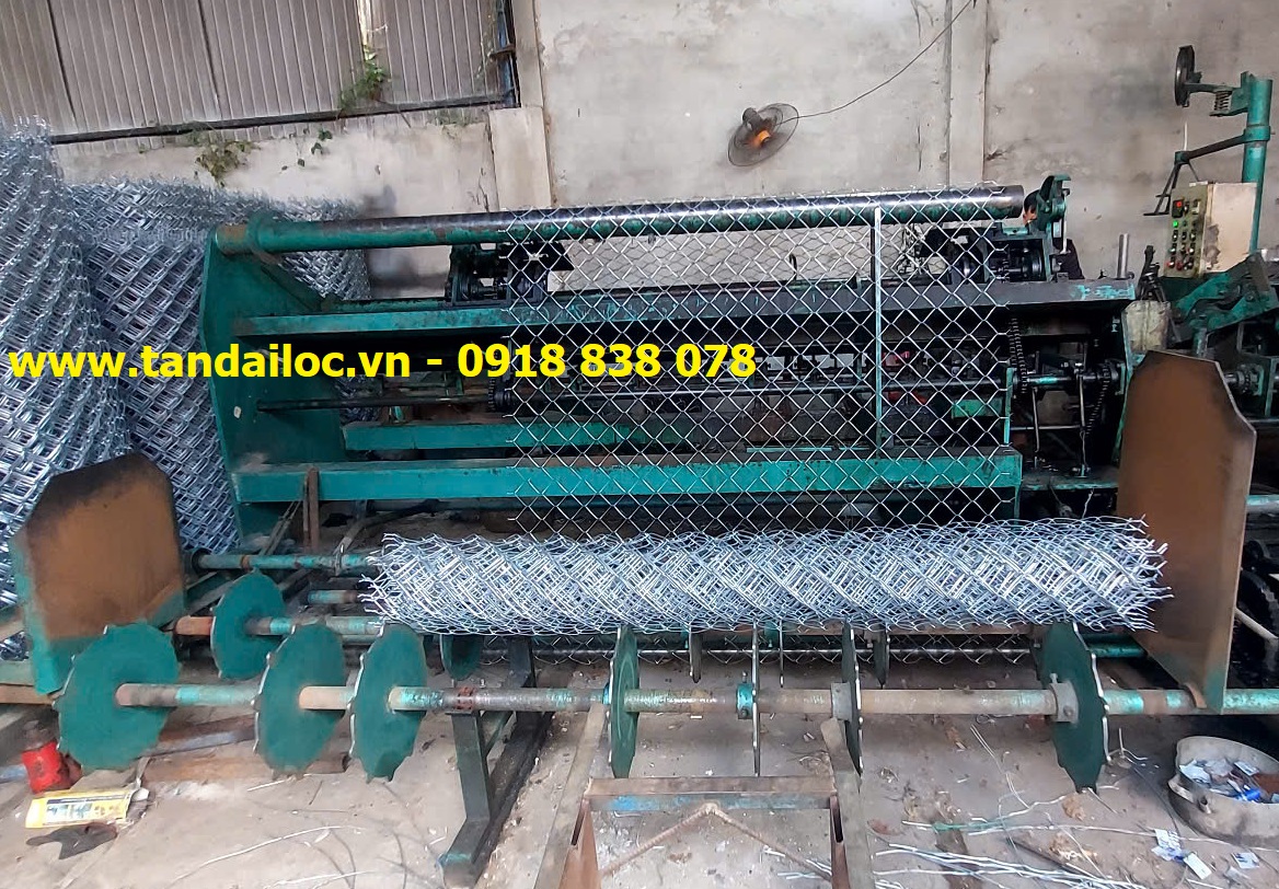 Máy dệt lưới B40