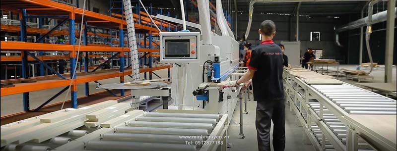 Dây chuyền dán cạnh tự động linh hoạt tự động cấp phôi quy mô lớn