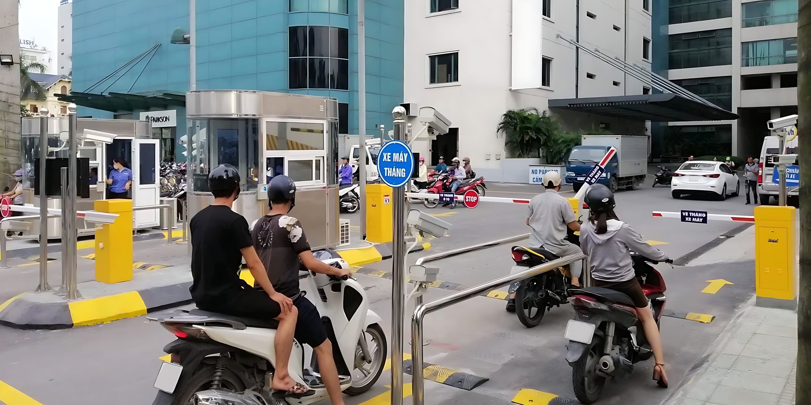 Hệ thống quản lý bãi giữ xe