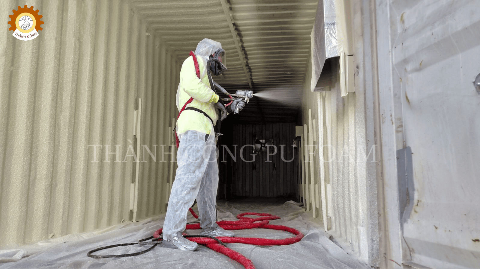 máy phun PU cách nhiệt