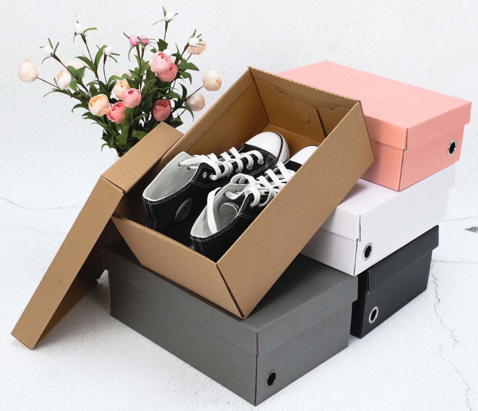 Giấy carton dùng để làm hộp đựng giày, quần áo