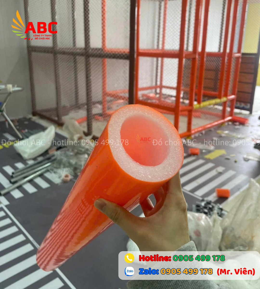 Ống mút xốp làm bằng xốp EVA dày dặn, chắc chắn