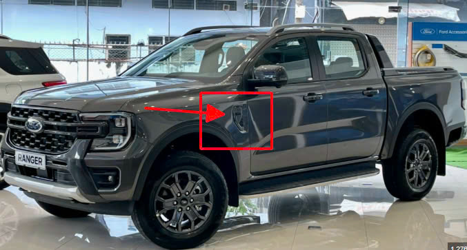 vị trí lắp ốp tai xe Ranger Everest 2023 chữ biturbo