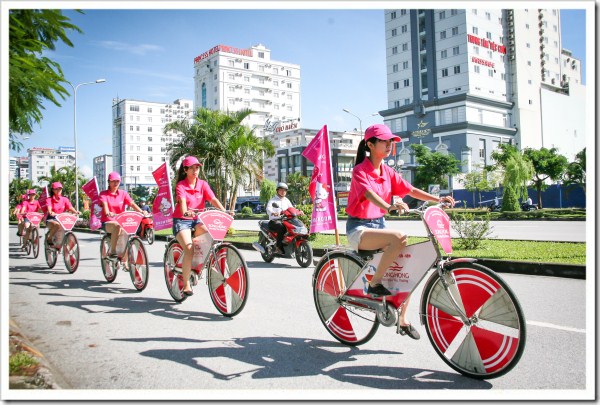 Tổ chức roadshow