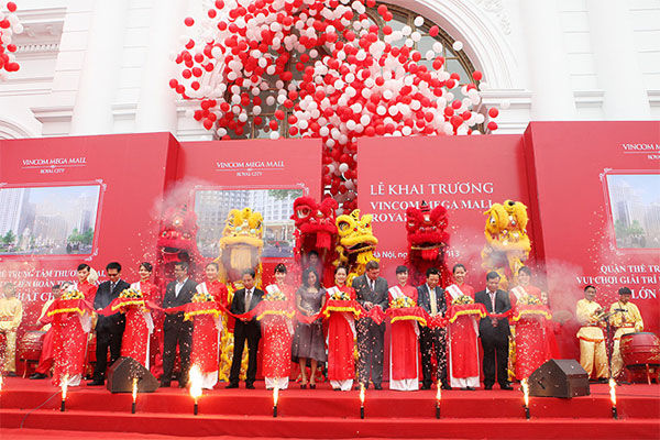 Tổ chức sự kiện khai trương