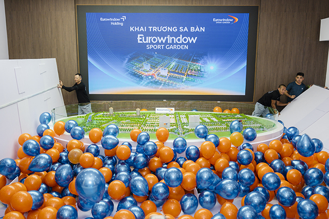 khai trương văn phòng