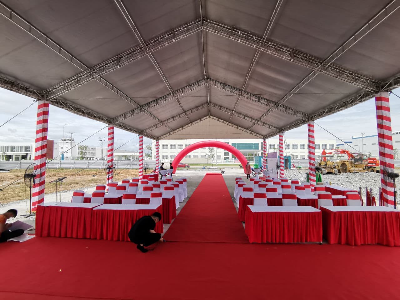 Nhà bạt sự kiện