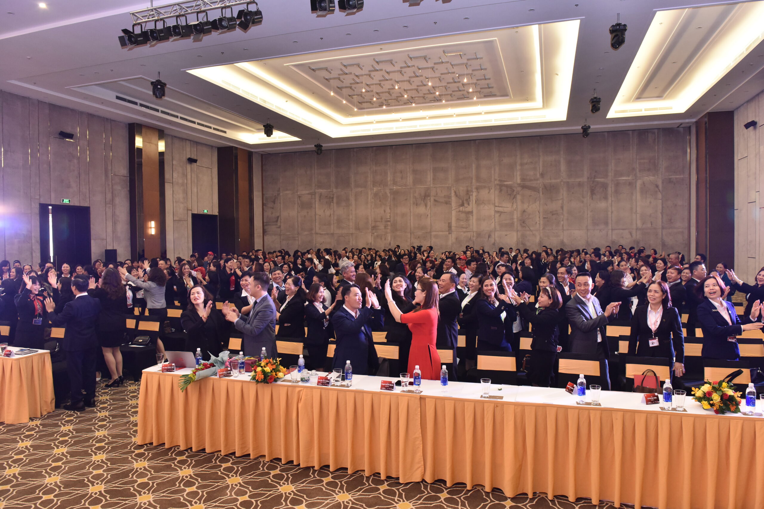 Tổ chức hội nghị khách hàng