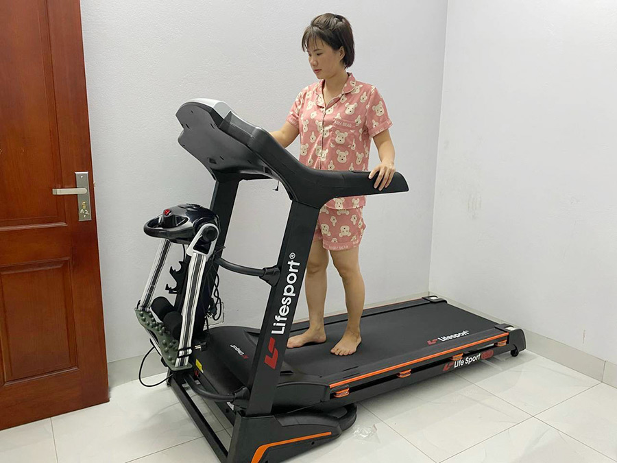 Máy chạy bộ