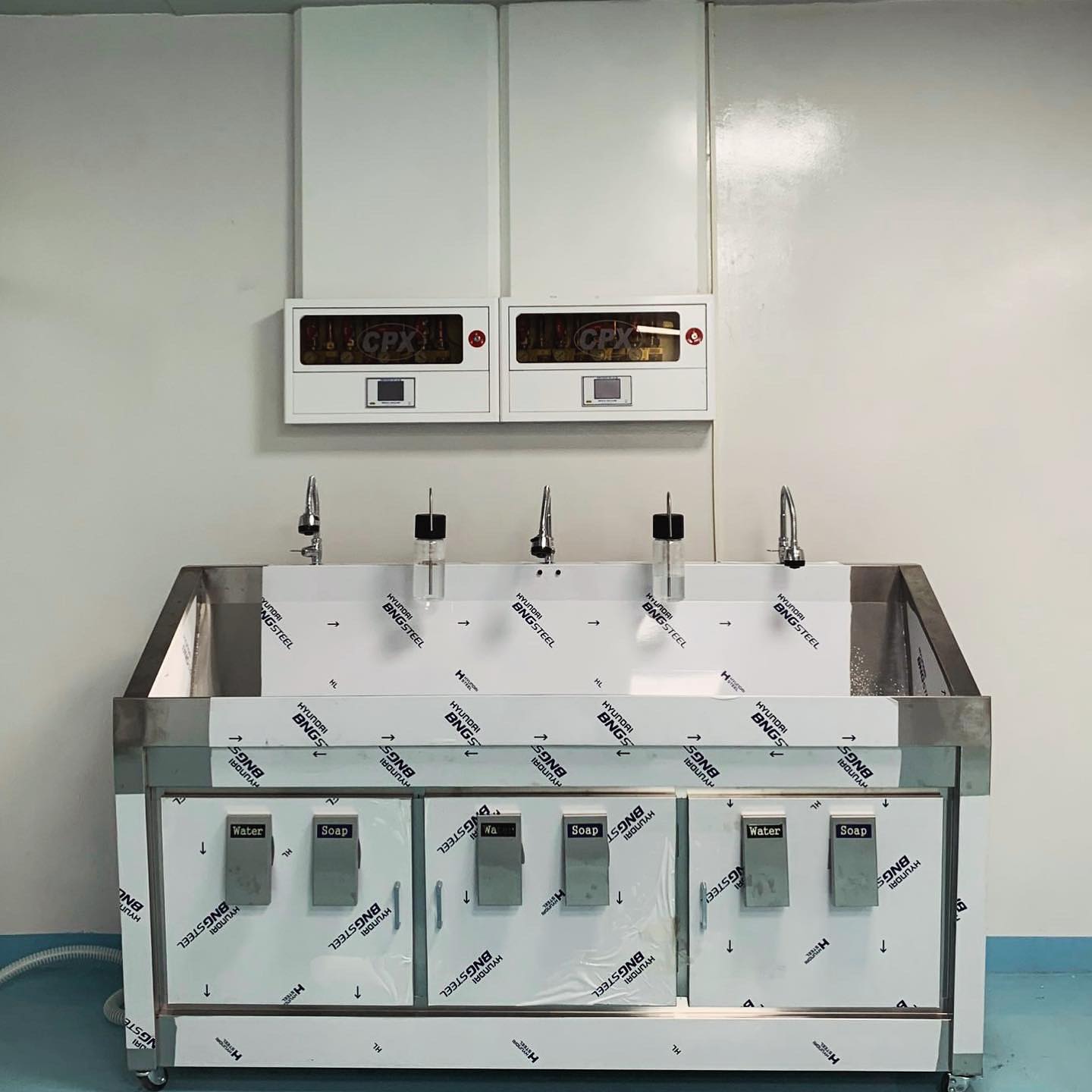 bồn rửa tay tiệt trùng hàn quốc