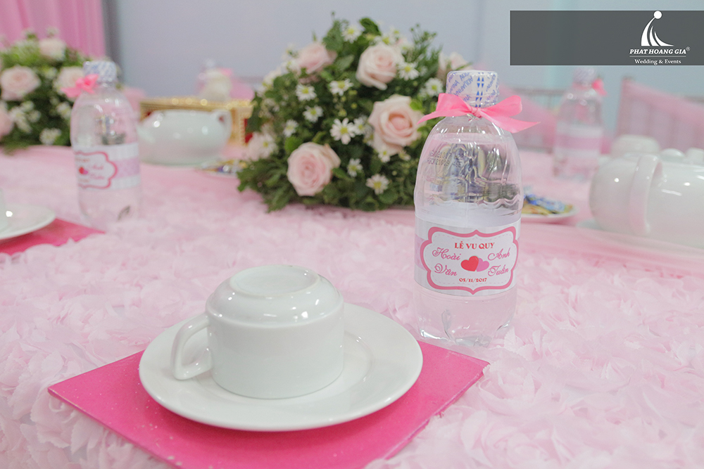lễ gia tiên tone hồng