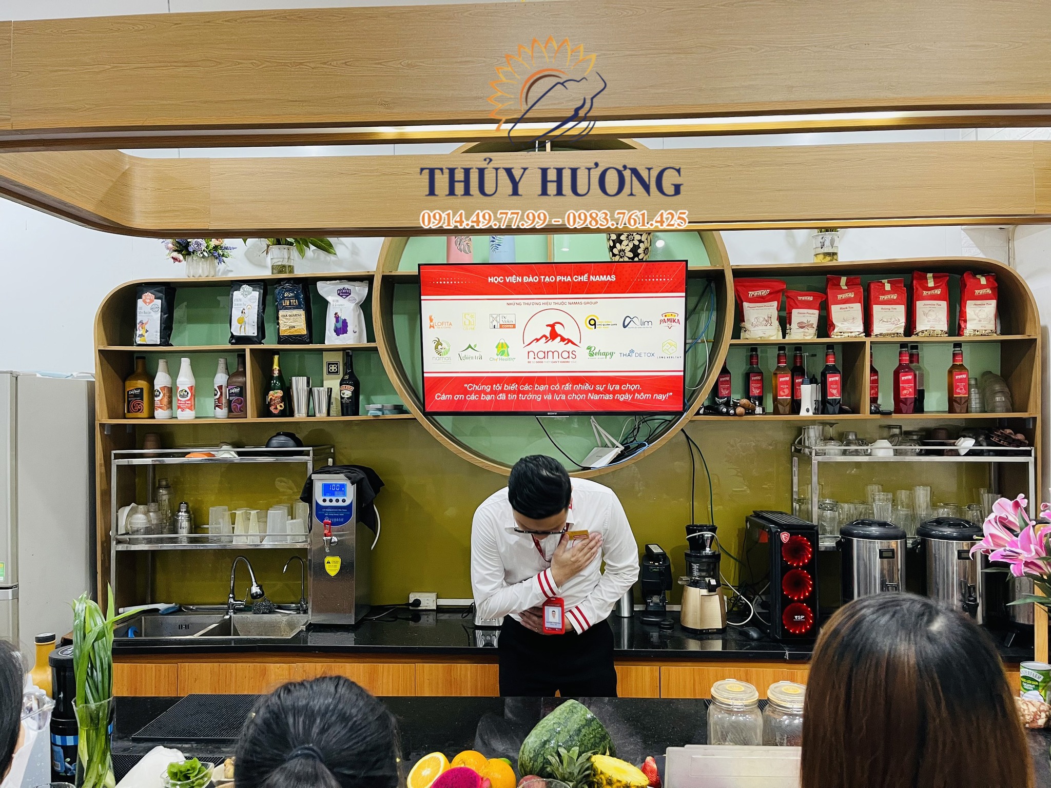 Lớp học pha chế