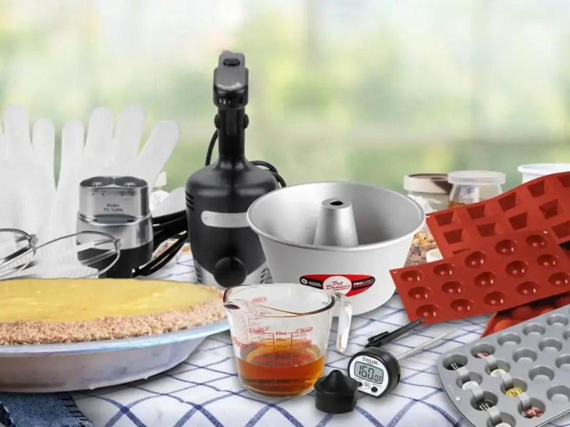 Dụng cụ làm bánh