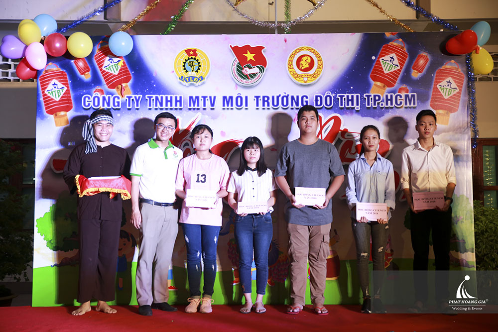 Đêm hội trăng rằm - Công ty Môi trường đô thị