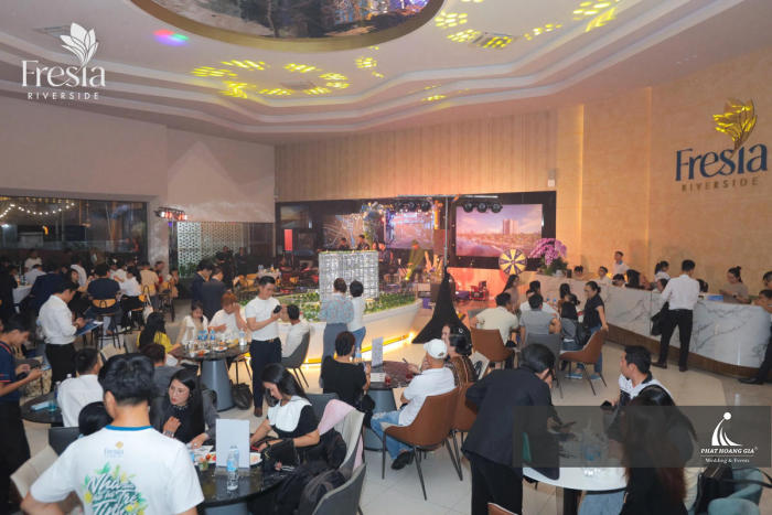 lễ mở bán