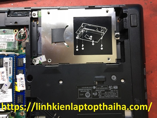 Hướng dẫn thay ổ cứng cho laptop