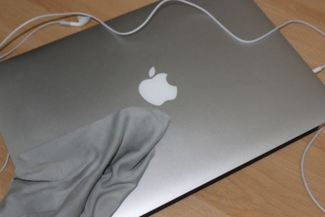 bìa macbook sạch