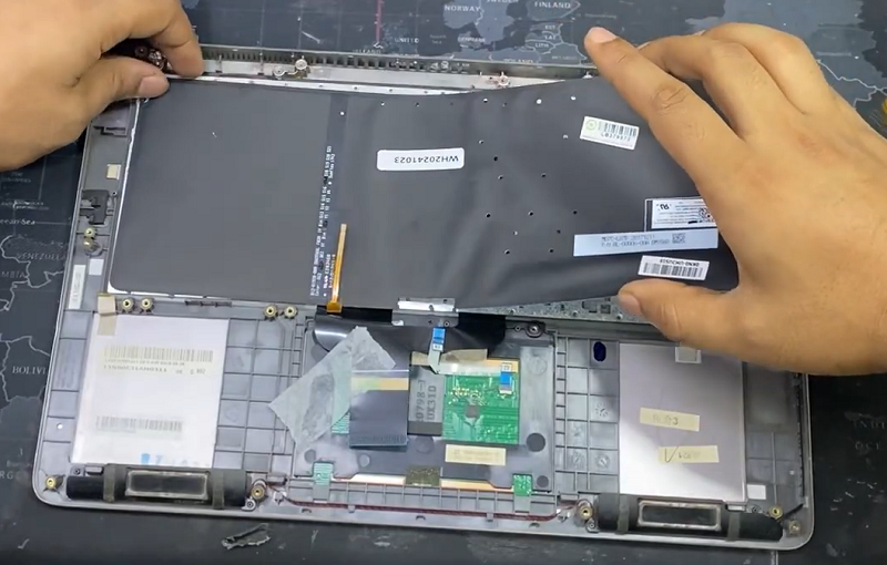 thay bàn phím laptop Asus Zenbook UX310UA
