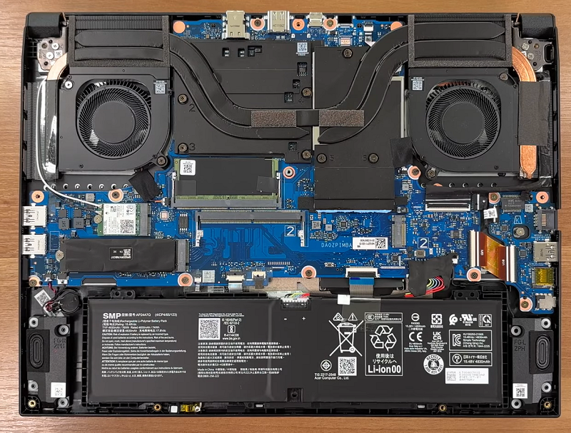 thay pin laptop Acer Nitro V 16