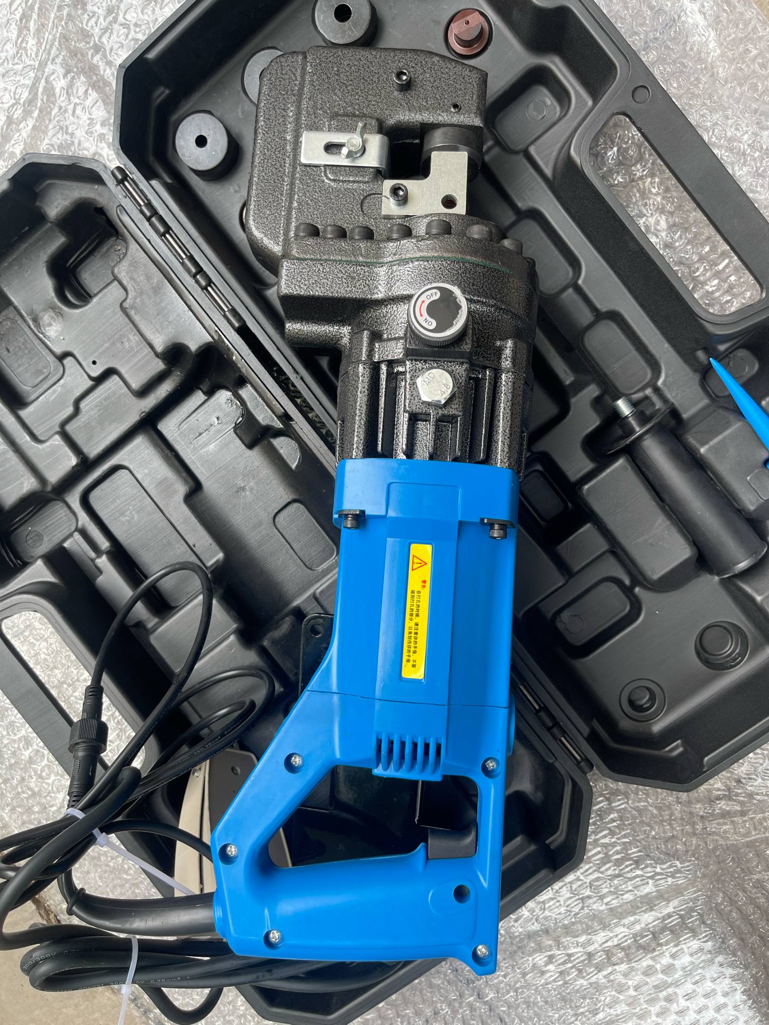 máy đột lỗ thủy lực MHP-20 giá rẻ