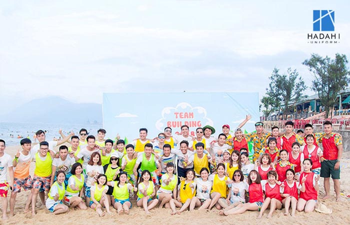 Đồng phục team building là gì?