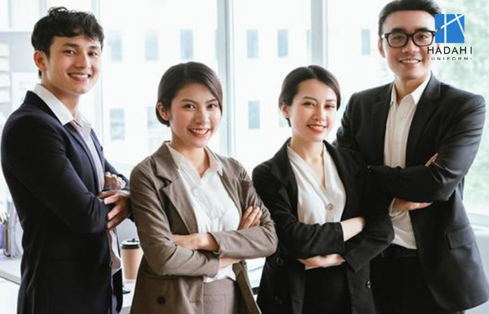 Tại sao các doanh nghiệp cần áo đồng phục?