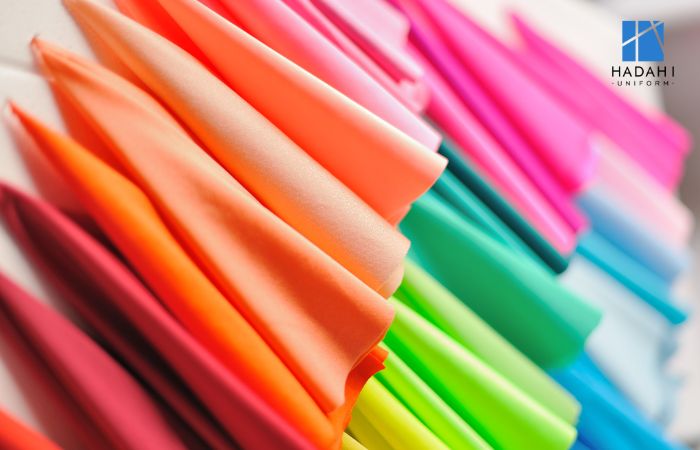 Tiêu chí chọn vải may áo đồng phục nhân viên quán cà phê